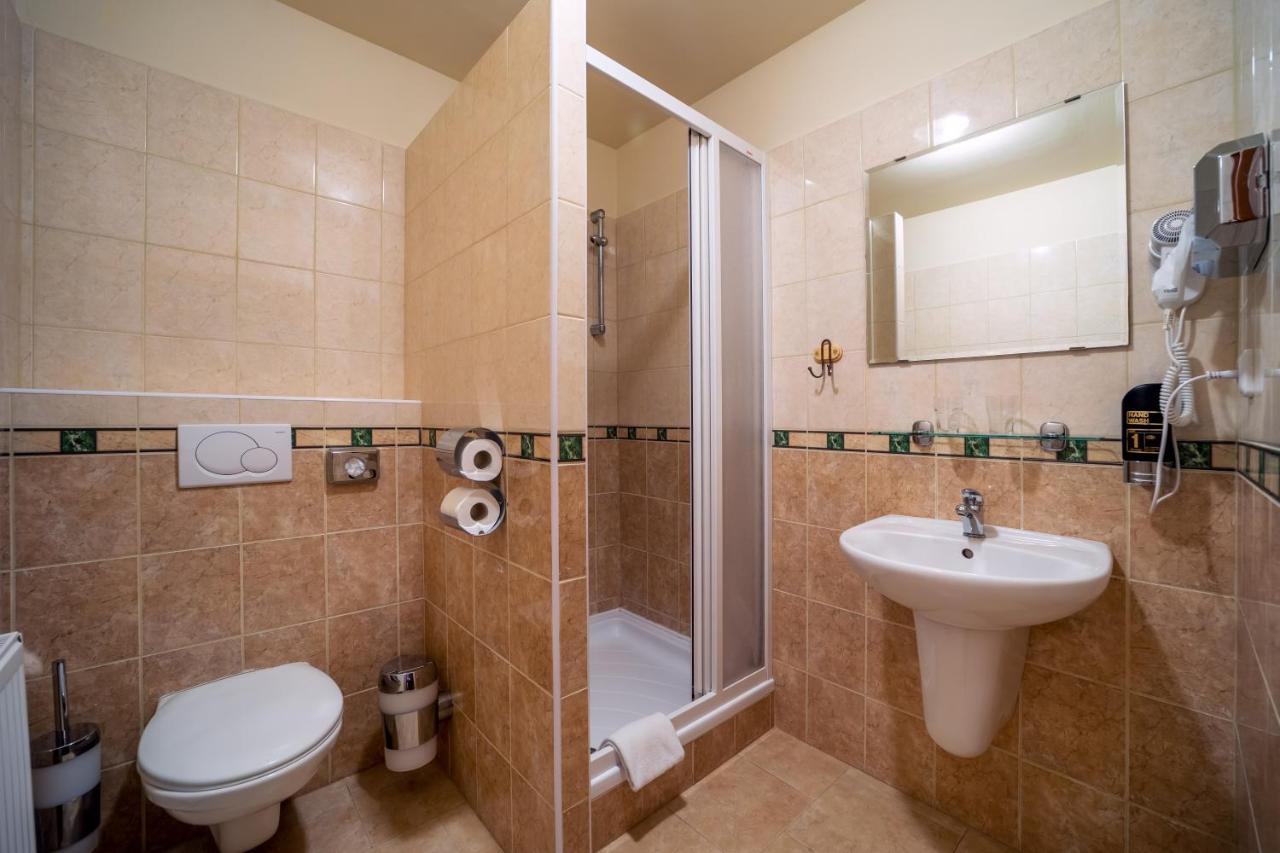Valnovka Wellness Hotel Kamenice Екстер'єр фото