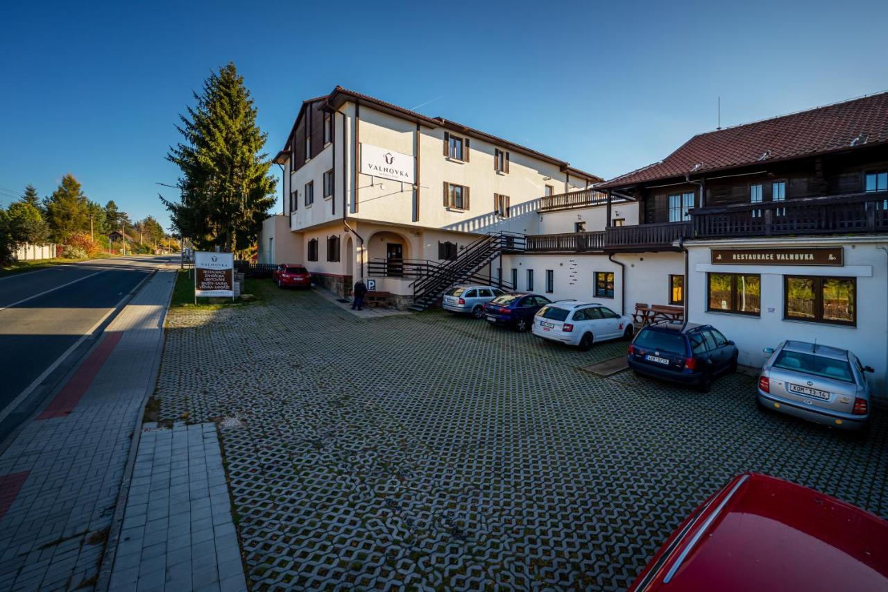 Valnovka Wellness Hotel Kamenice Екстер'єр фото