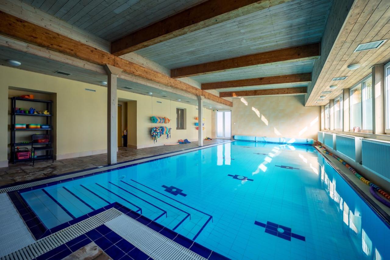 Valnovka Wellness Hotel Kamenice Екстер'єр фото
