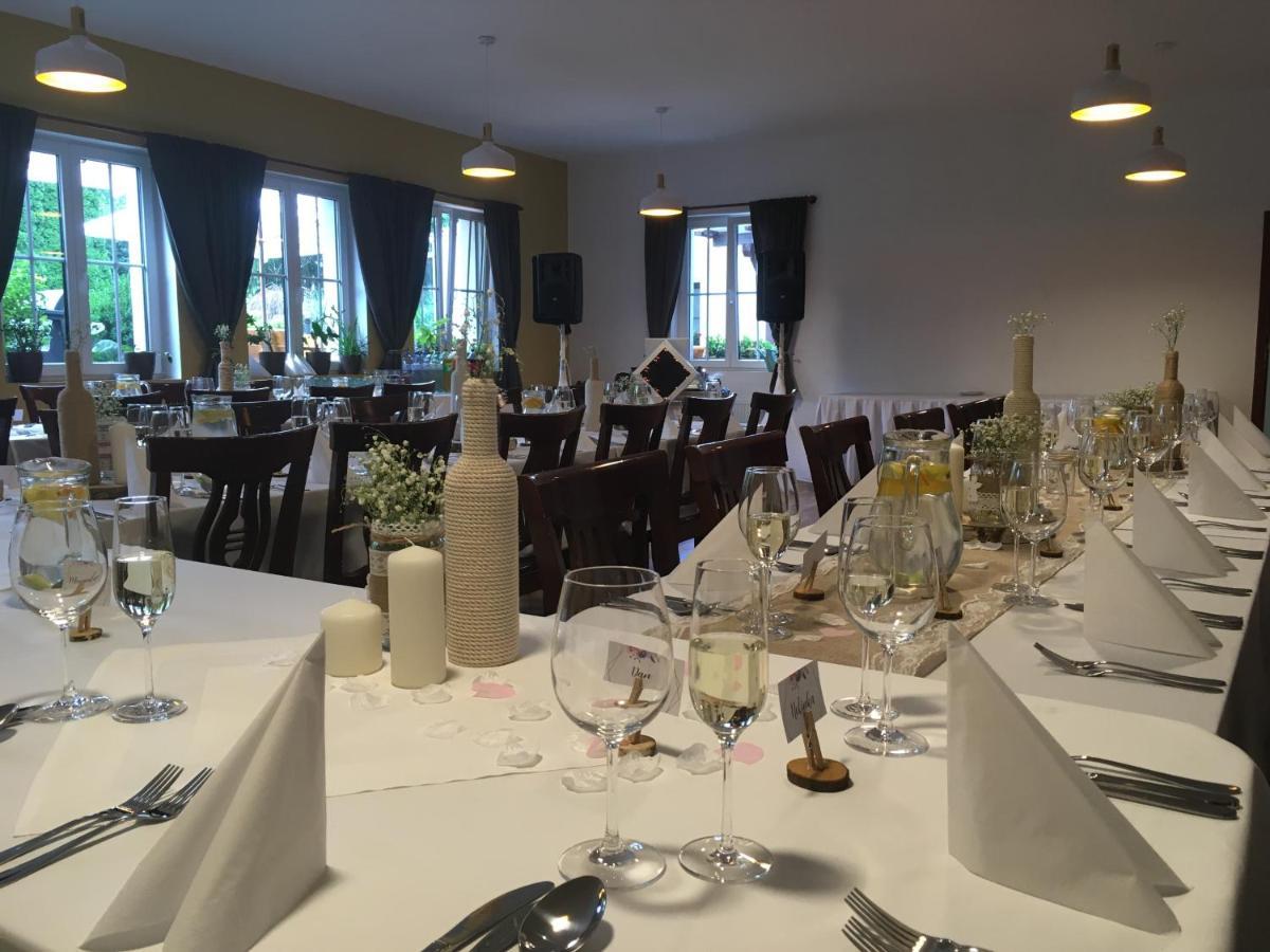 Valnovka Wellness Hotel Kamenice Екстер'єр фото